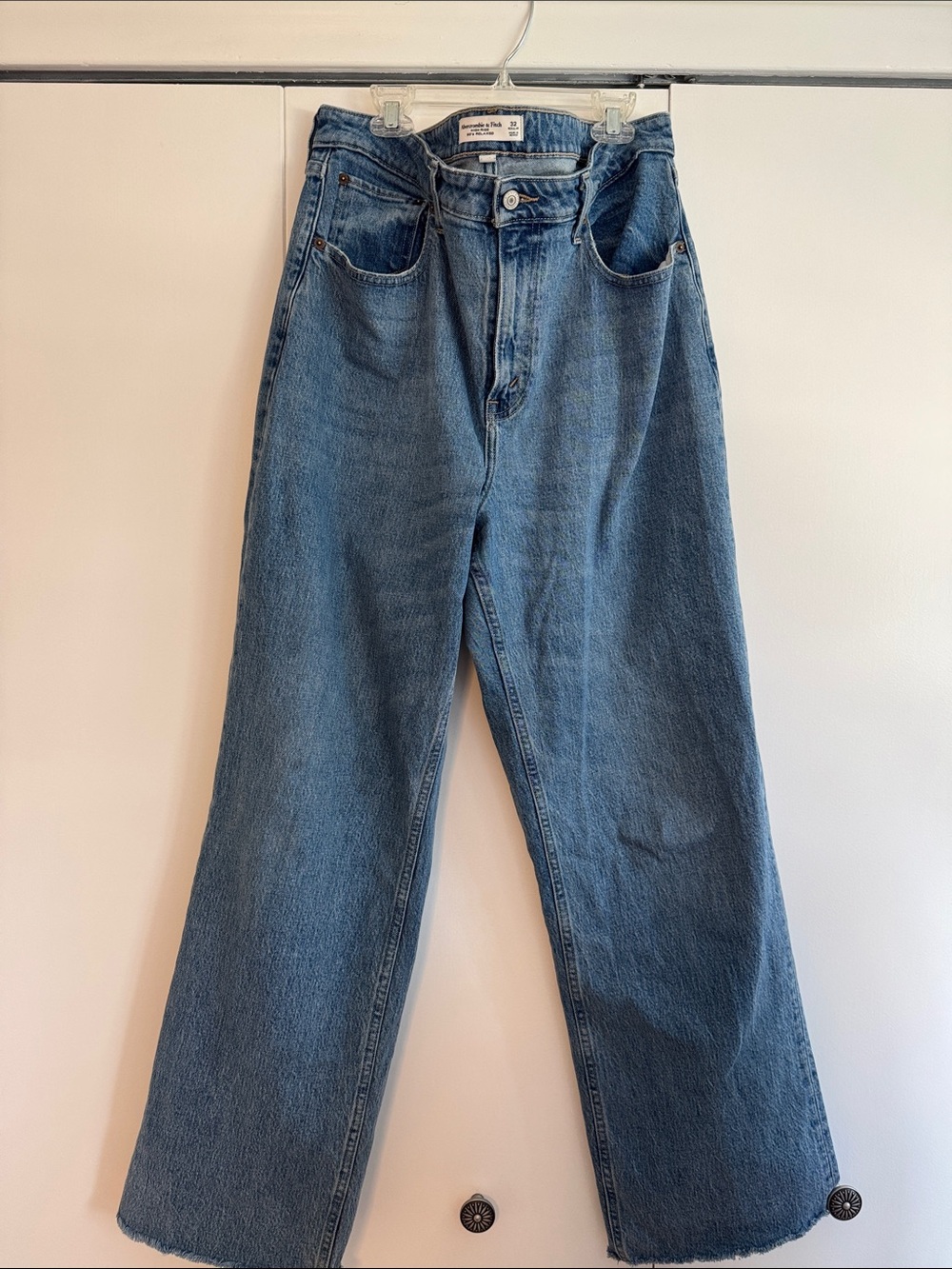 Abercrombie and Fitch High Rise 90s Relaxed Fit Jeans